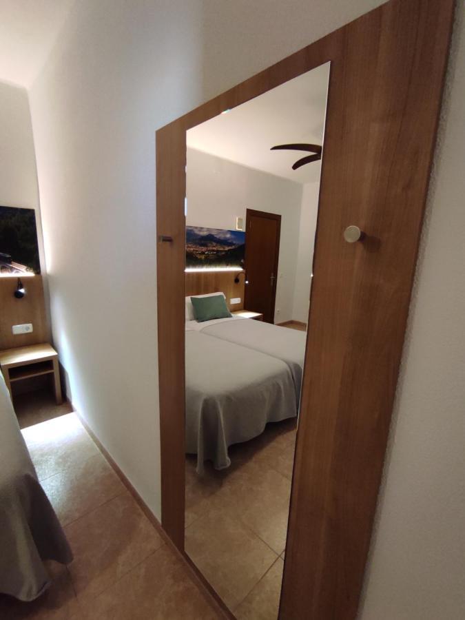 Couette-café Nadal 2*